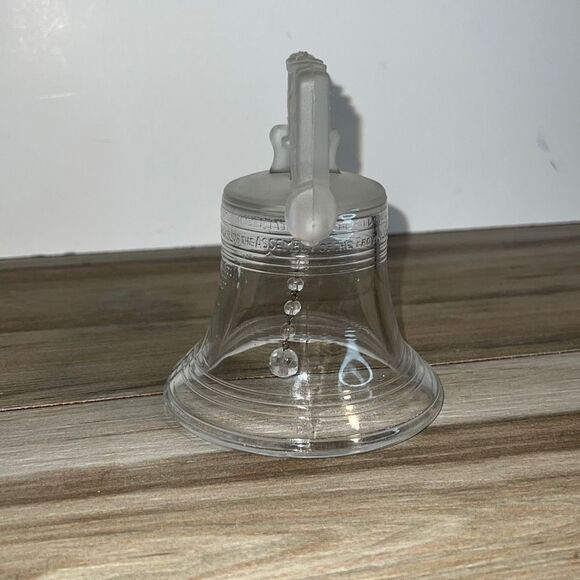 Glass Philadelphia Cracked Liberty Bell With Frosted Top And Glass Chime - Picture 5 of 9
